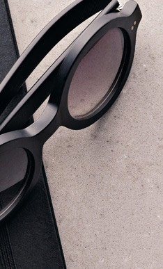 4130clamshell_601_big_opt