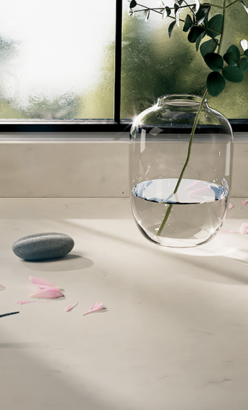 Close-up of Caesarstone 1001 Riverlet quartz worktop