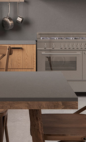 Kitchen with Caesarstone 1003 Raindream worktops and splashback